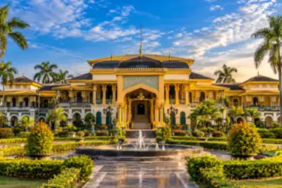 Istana Maimun Medan: Menelusuri Sejarah Kesultanan Deli dan Budaya Melayu Sumatera Utara