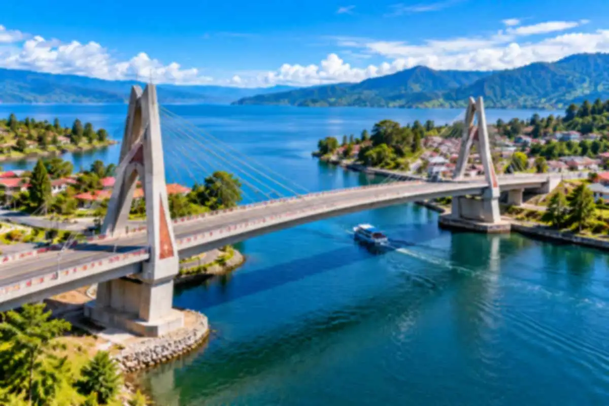 Jembatan Tano Ponggol, Spot Foto Favorit dan Ikon Wisata di Pulau Samosir
